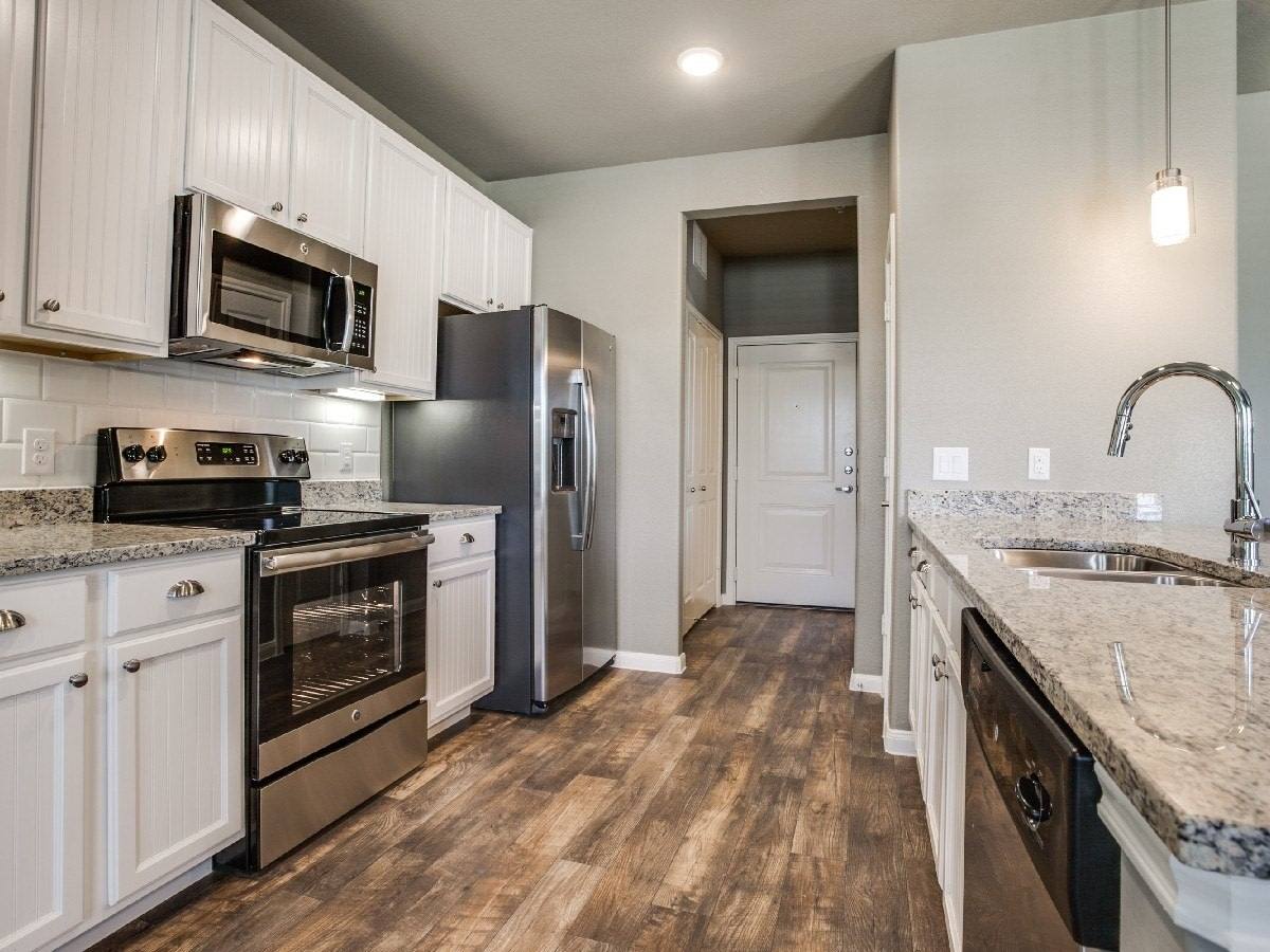 Townhouse for rent at The Commons of Chapel Creek, 7997 Wade Blvd, Frisco, TX 75034