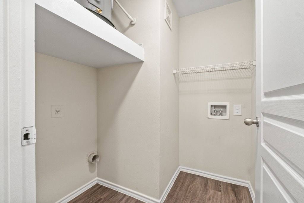 Apartment for rent at Reserves at White Rock, 9215 Garland Rd, Dallas, TX 75218
