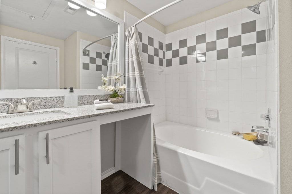 Apartment for rent at Reserves at White Rock, 9215 Garland Rd, Dallas, TX 75218