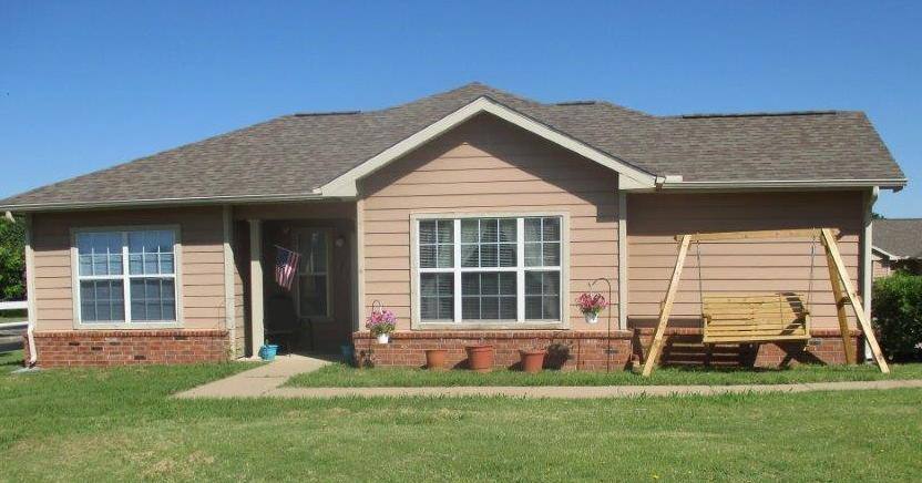 Apartment for rent at Willow Creek Villas, 1501 Princeton Ave, Ponca City, OK 74604