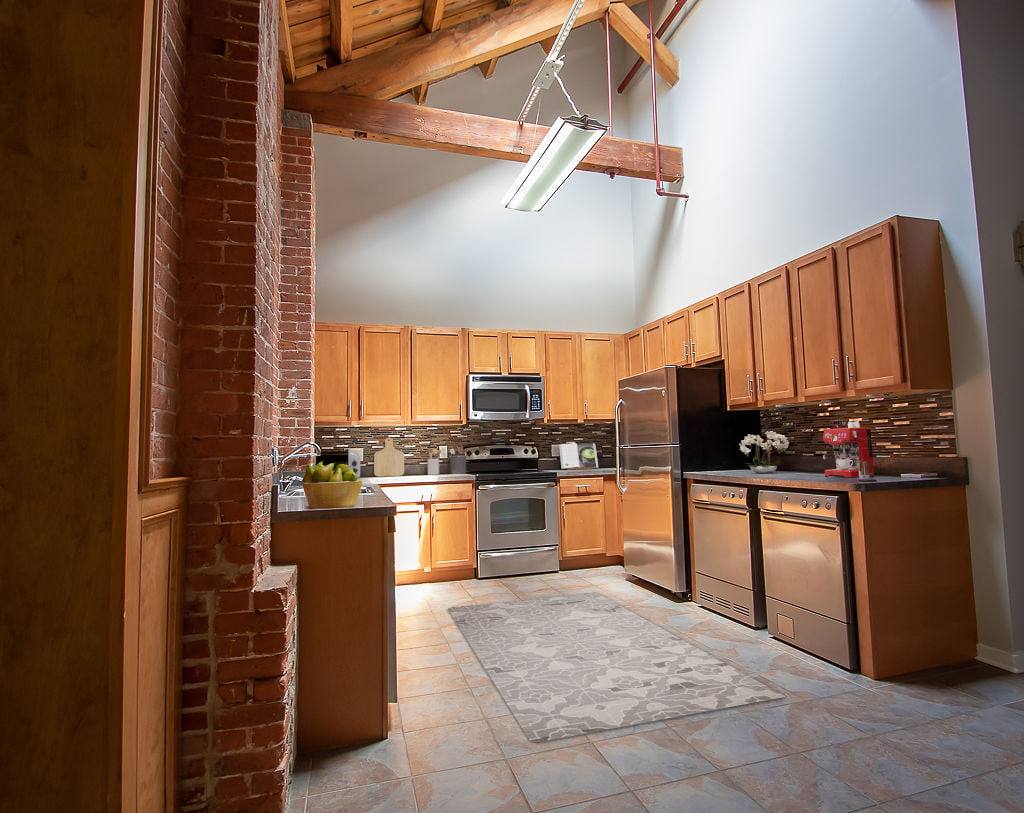 Apartment for rent at Spinnaker Station, 33 Railroad Ave, Milford, CT 06460