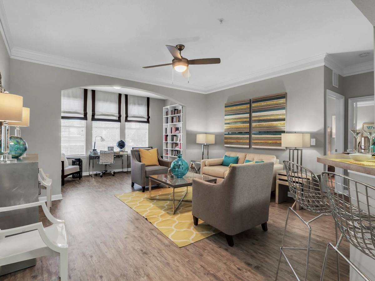 Apartment for rent at Grandewood Pointe Luxury Apartment Homes, 3701 Grandewood Blvd, Orlando, FL 32837