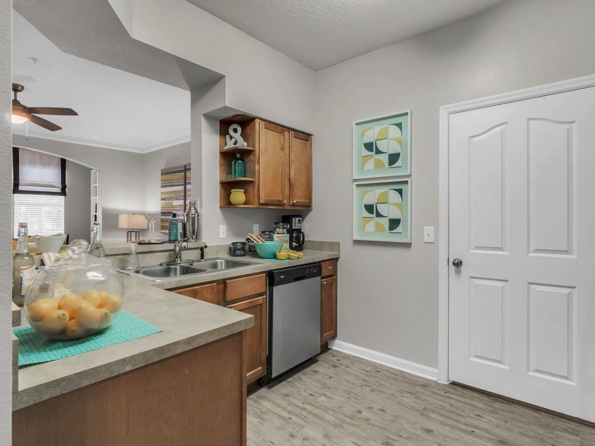 Apartment for rent at Grandewood Pointe Luxury Apartment Homes, 3701 Grandewood Blvd, Orlando, FL 32837