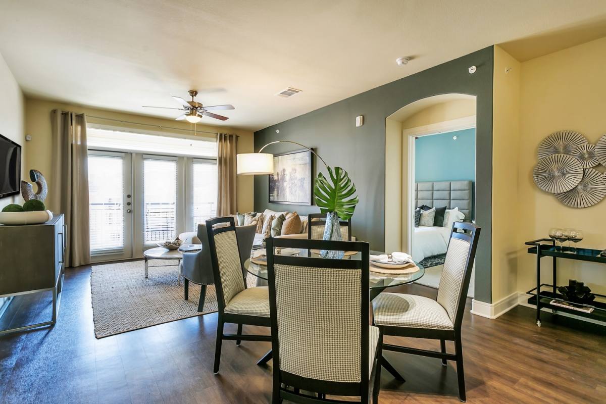 Apartment for rent at Axis Kessler Park, 2400 Fort Worth Ave, Dallas, TX 75211