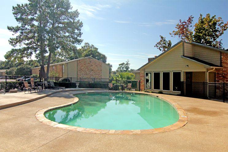 Apartment for rent at Timbers of Pine Hollow, 2020 Plantation Dr, Conroe, TX 77301