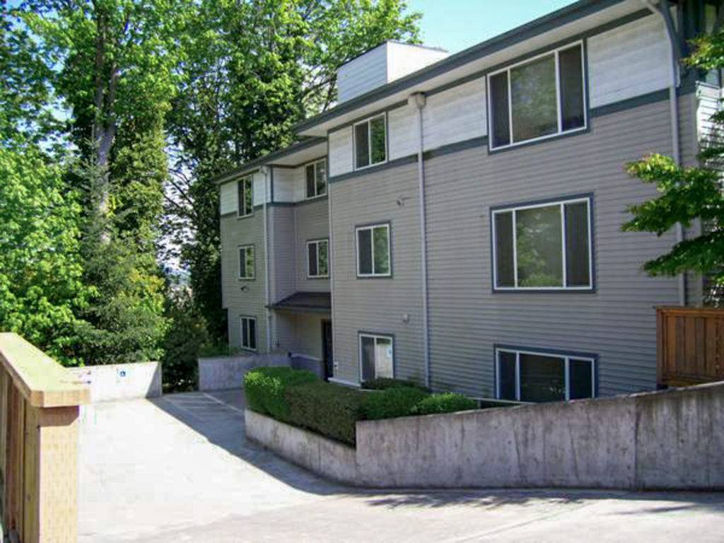 Apartment for rent at Ivy Ridge, 4730 21st Ave NE, Seattle, WA 98105