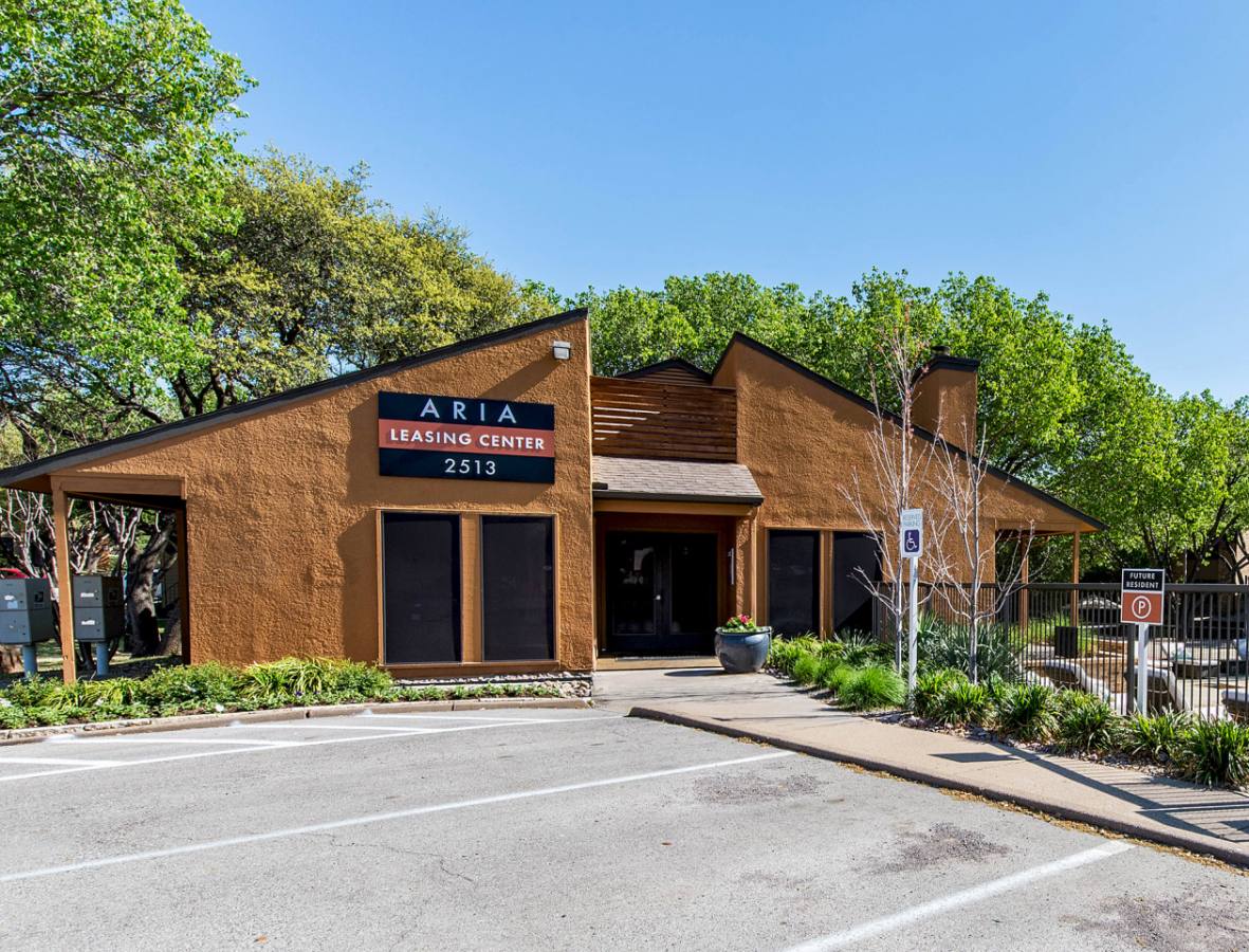 Apartment for rent at Aria, 2513 Summer Tree Circle, Arlington, TX 76006