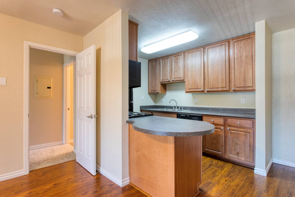 Apartment for rent at Imt Pleasant Hill, 225 Coggins Dr, Pleasant Hill, CA 94523