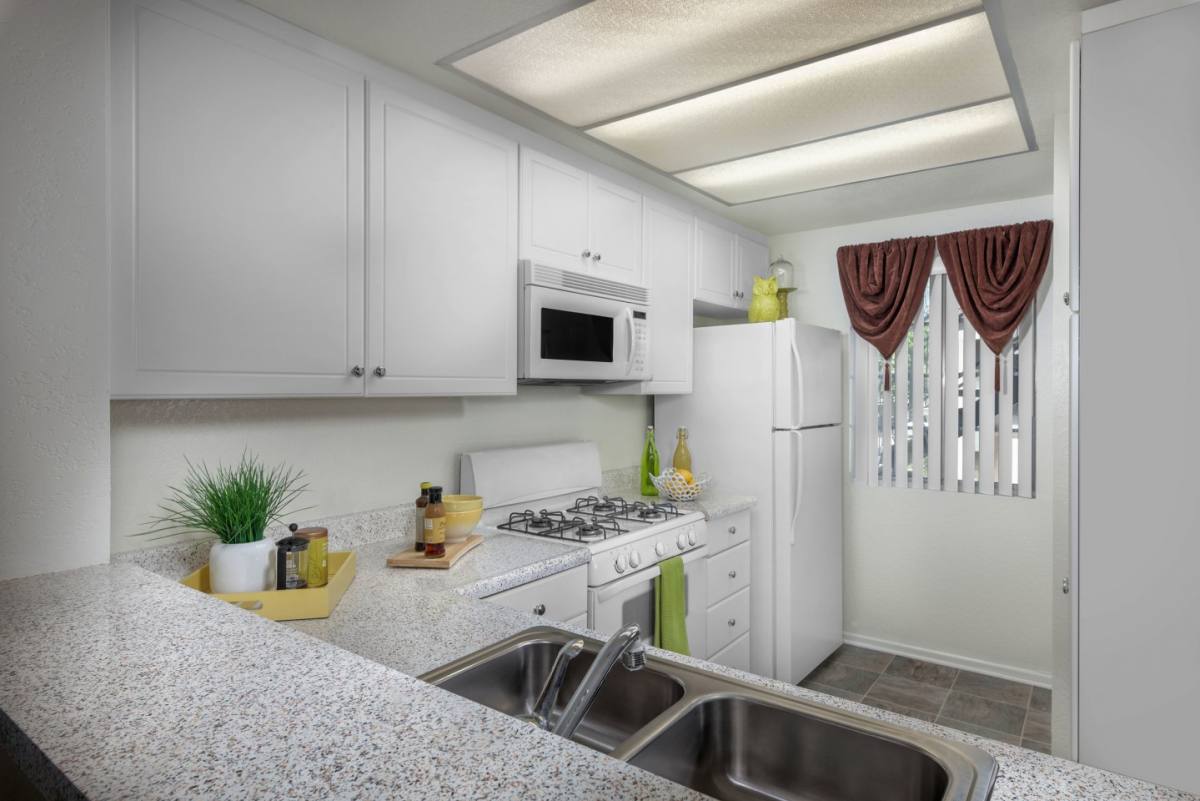 Apartment for rent at Green Valley, 14901 Frost Ave, Chino Hills, CA 91709