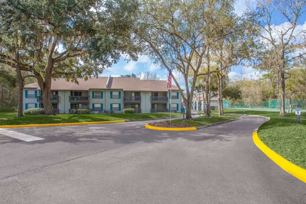 Apartment for rent at Candleglow, 1071 Candlelight Blvd, Brooksville, FL 34601