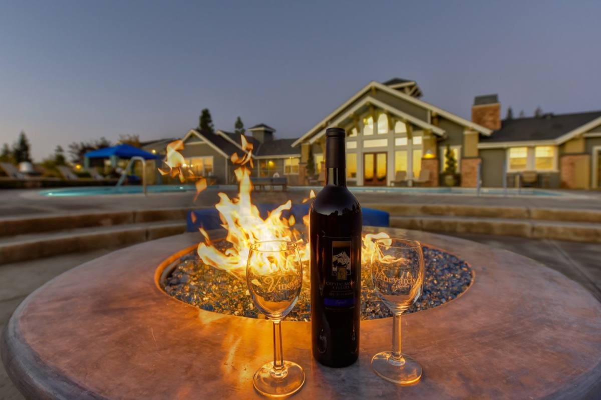 Apartment for rent at Vineyards at Valley View, 2100 Valley View Parkway, El Dorado Hills, CA 95762