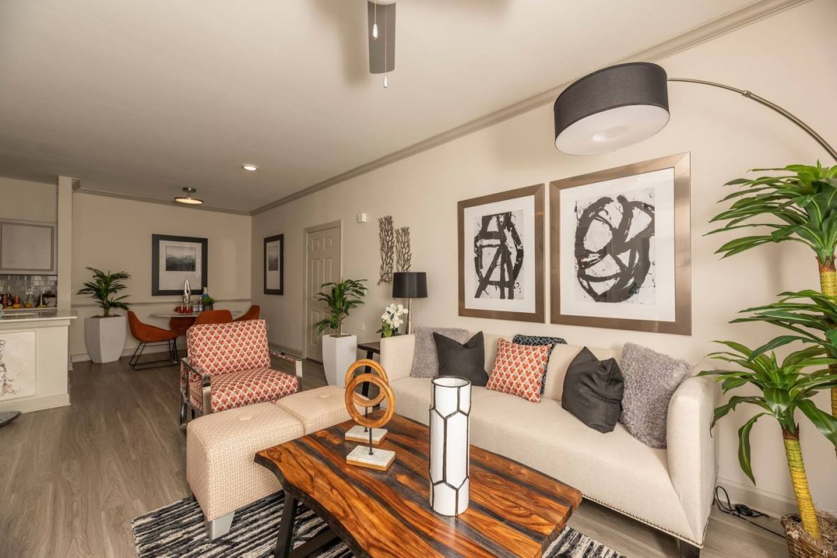 Apartment for rent at Woodbridge Villas, 7920 Country Club Dr, Sachse, TX 75048
