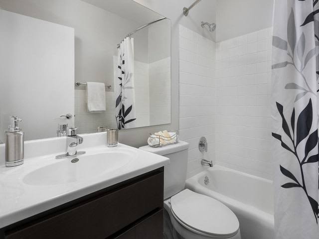 Apartment for rent at The Bryn, 5600 N Sheridan Rd #1, Chicago, IL 60660