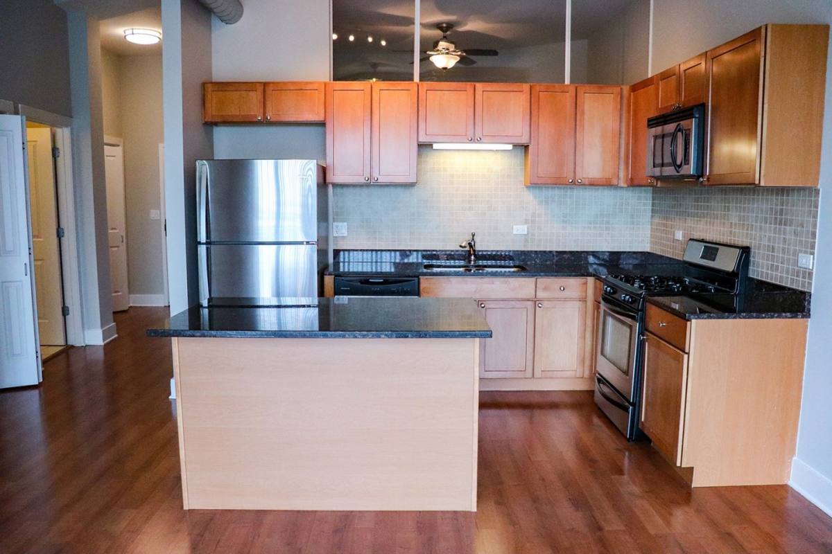 Apartment for rent at 2000 N Milwaukee Ave, Chicago, IL 60647