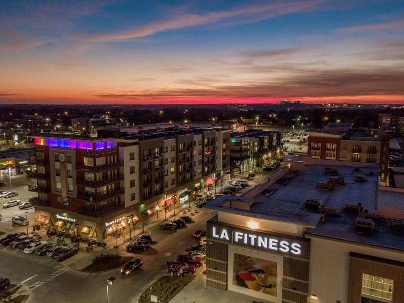 Apartment for rent at Park Avenue Lofts, 320 S University Ave, Little Rock, AR 72205