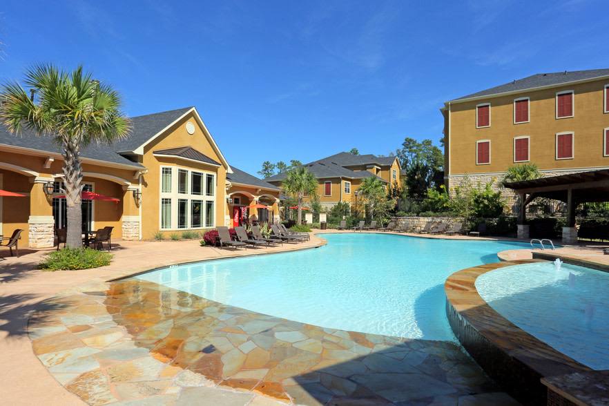 Apartment for rent at The Retreat at Conroe, 2951 N Loop 336 W, Conroe, TX 77304
