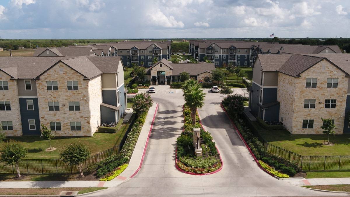 Apartment for rent at Oak Forest, 5312 John Stockbauer Dr, Victoria, TX 77904
