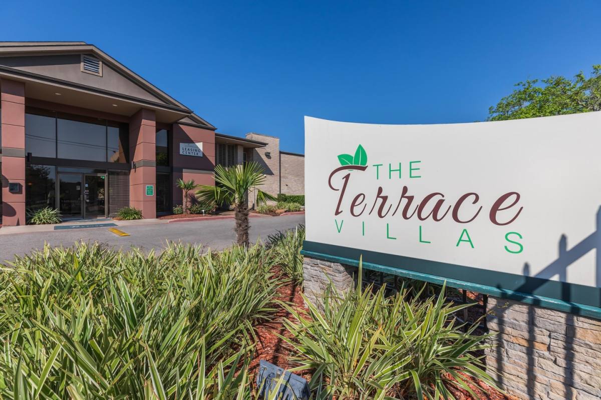 Apartment for rent at Aurora Flats, 17700 El Camino Real, Houston, TX 77058