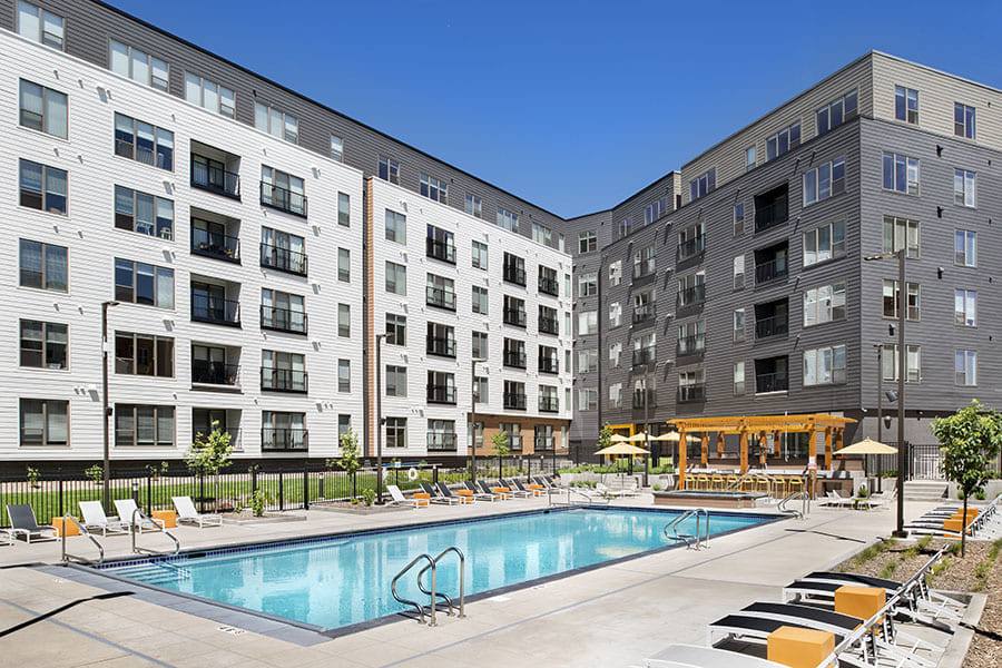 Apartment for rent at 2700 University Ave W, Saint Paul, MN 55114