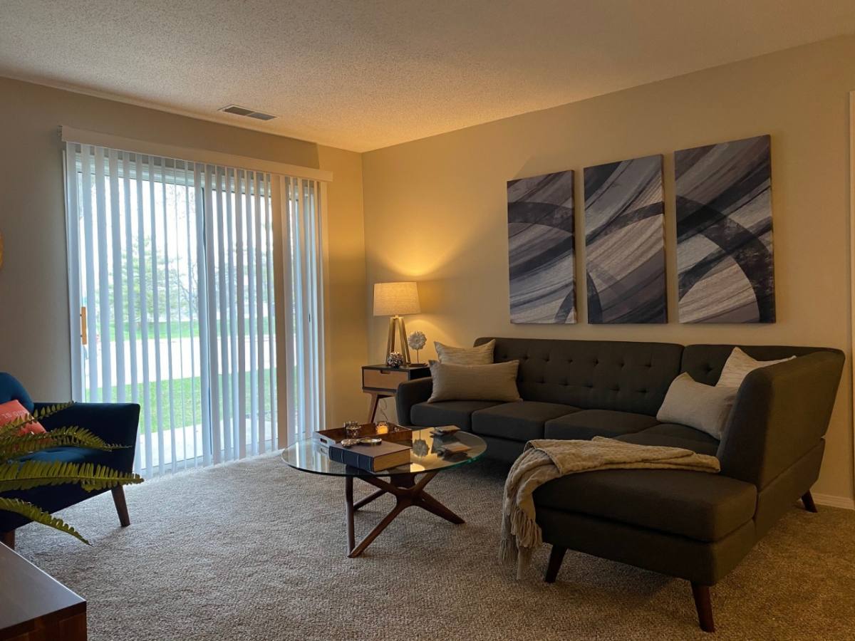 Apartment for rent at Cambridge Court, 1225 11th St, West Des Moines, IA 50265