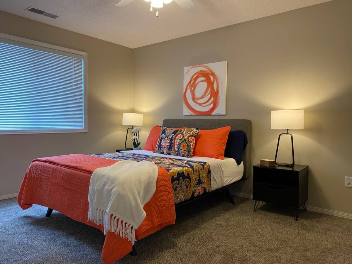 Apartment for rent at Cambridge Court, 1225 11th St, West Des Moines, IA 50265