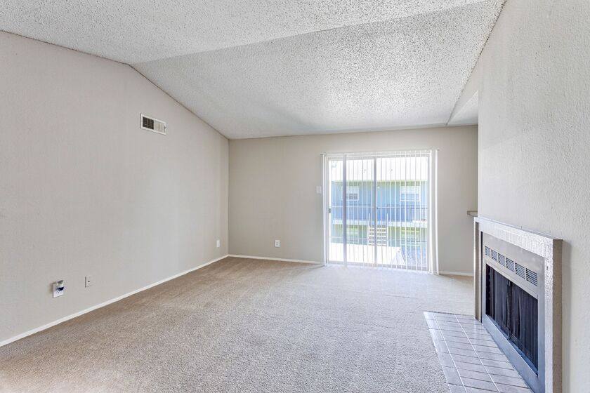 Apartment for rent at Bella Vista, 1834 E Peters Colony Rd, Carrollton, TX 75007