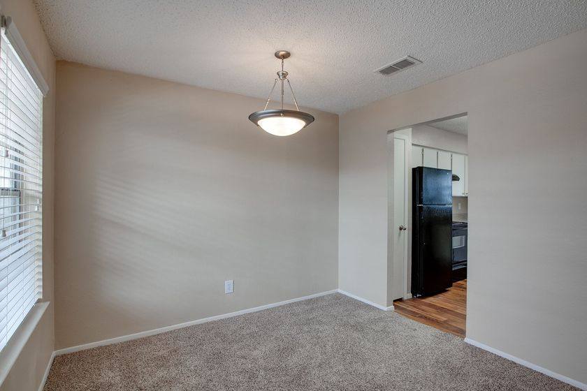 Apartment for rent at Bella Vista, 1834 E Peters Colony Rd, Carrollton, TX 75007