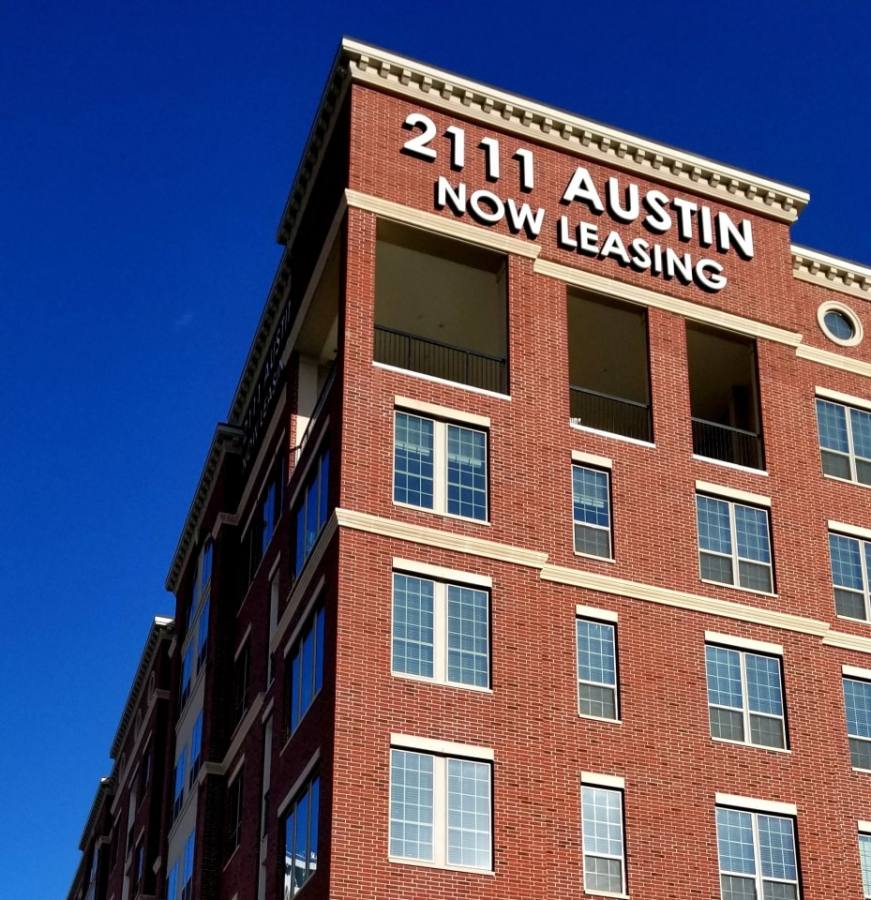 Apartment for rent at 2111 Austin St, Houston, TX 77002