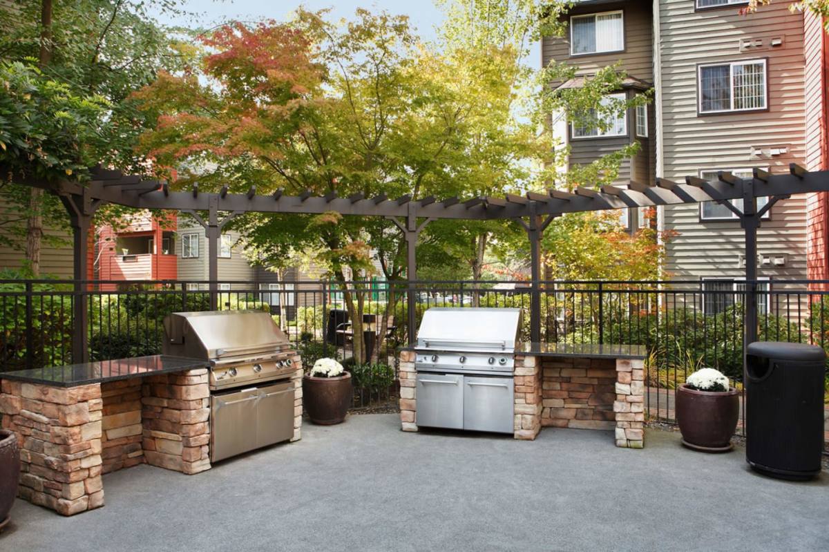 Apartment for rent at Redmond Place, 8935 160th Ave NE, Redmond, WA 98052