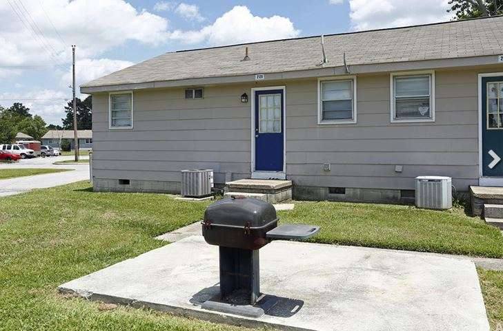 Apartment for rent at Town Center, 2292 Onslow Dr, Jacksonville, NC 28540