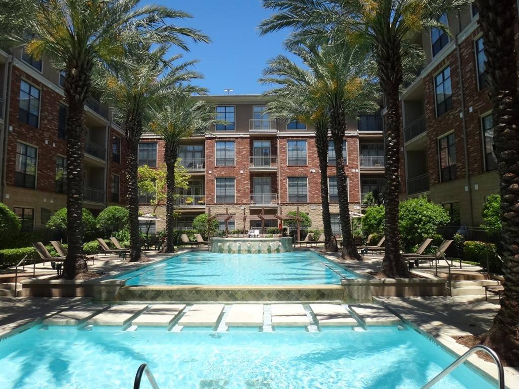 Apartment for rent at The Augusta, 2660 Augusta Dr, Houston, TX 77057