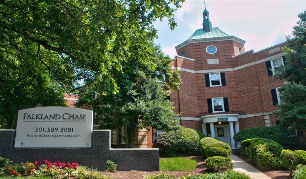 Townhouse for rent at Falkland Chase, 8305 16th St, Silver Spring, MD 20910
