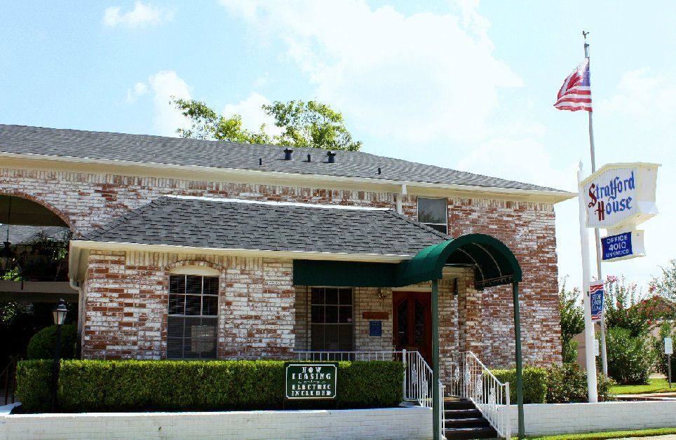 Apartment for rent at Stratford House, 4010 Linkwood Dr, Houston, TX 77025