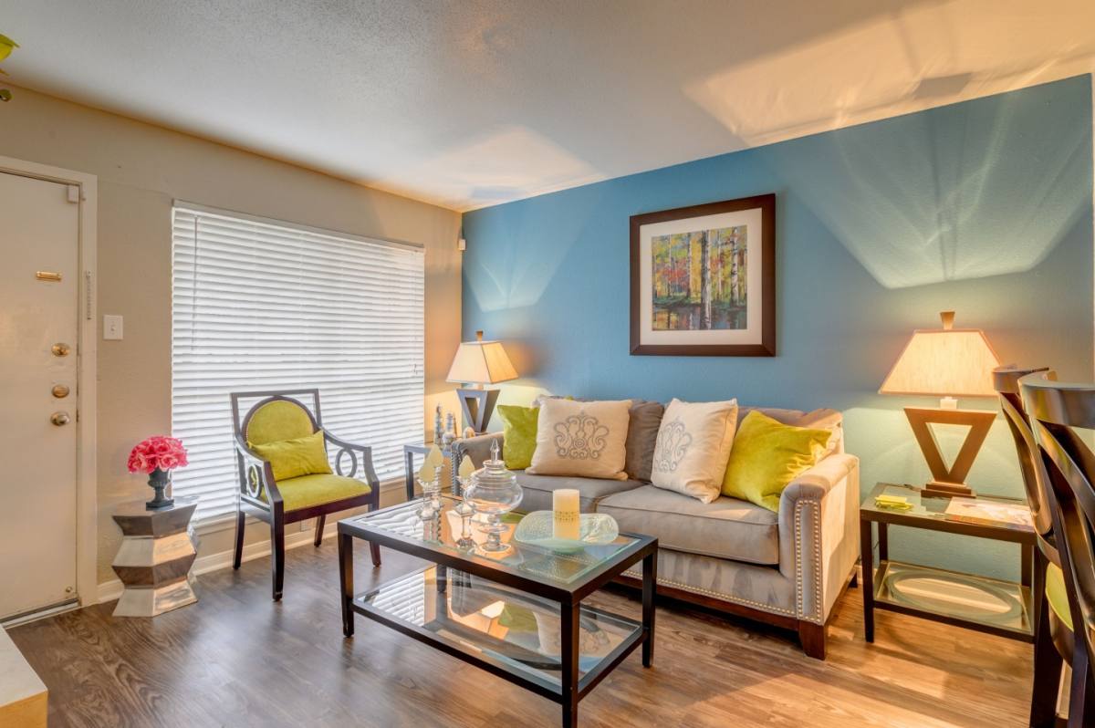 Apartment for rent at Heights at 2121, 2100 Tannehill Dr, Houston, TX 77008