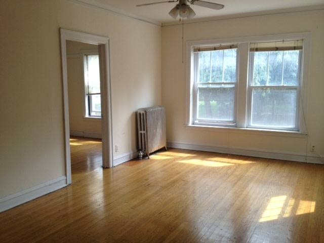 Apartment for rent at Foster & Damen, 5208 N Damen Ave, Chicago, IL 60625