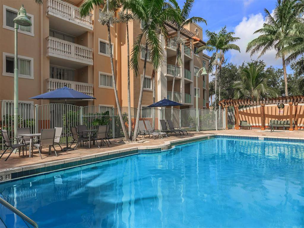 Apartment for rent at Senior Housing - Shamrock of Sunrise, 4001 N Pine Island Rd, Fort Lauderdale, FL 33351