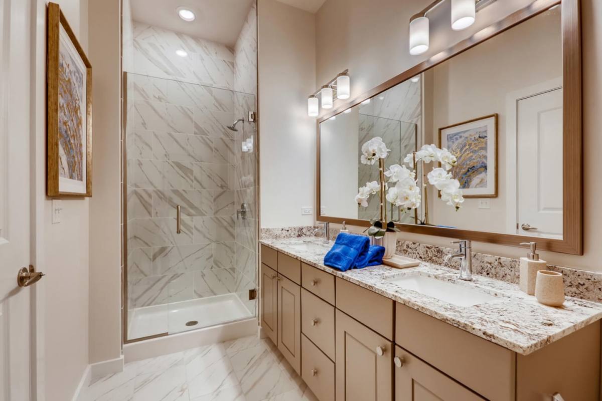 Apartment for rent at The Elaine, 1000 Skokie Blvd, Northbrook, IL 60062
