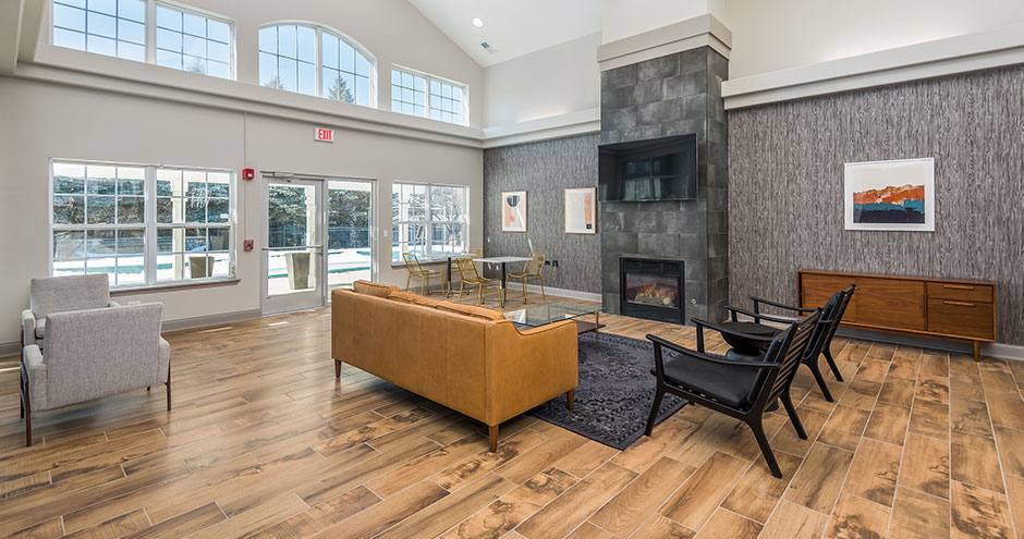 Apartment for rent at Aurora at Summerfield, 1847 Clubhouse Dr, Aurora, IL 60504