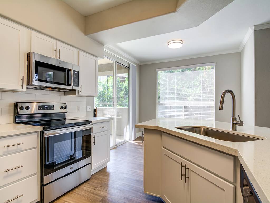 Apartment for rent at Sierra Foothills, 13601 S 44th St, Phoenix, AZ 85044