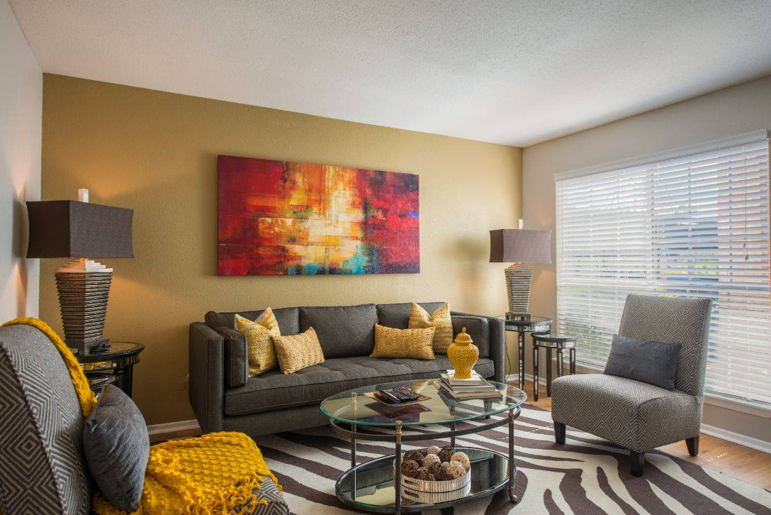 Apartment for rent at The Oaks of Timbergrove, 1700 Seaspray Court, Houston, TX 77008