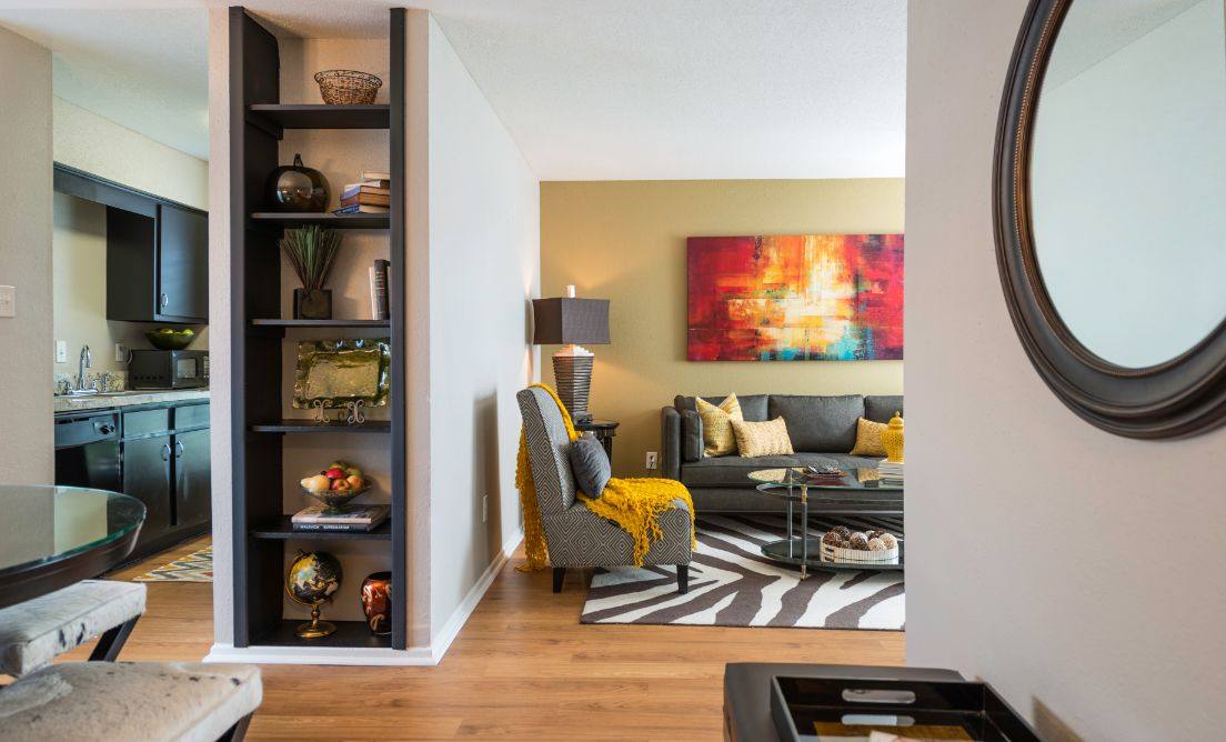 Apartment for rent at The Oaks of Timbergrove, 1700 Seaspray Court, Houston, TX 77008