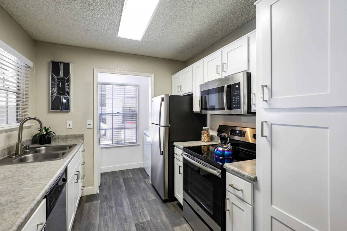 Apartment for rent at 23twelve Luxe, 2312 N Green Valley Parkway, Henderson, NV 89014
