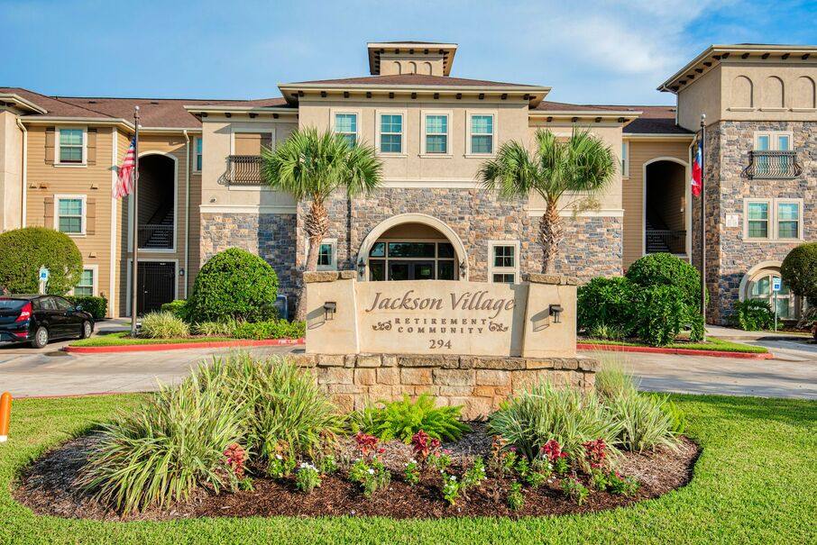 Apartment for rent at Huntington at Lake Jackson, 294 Abner Jackson Parkway, Lake Jackson, TX 77566