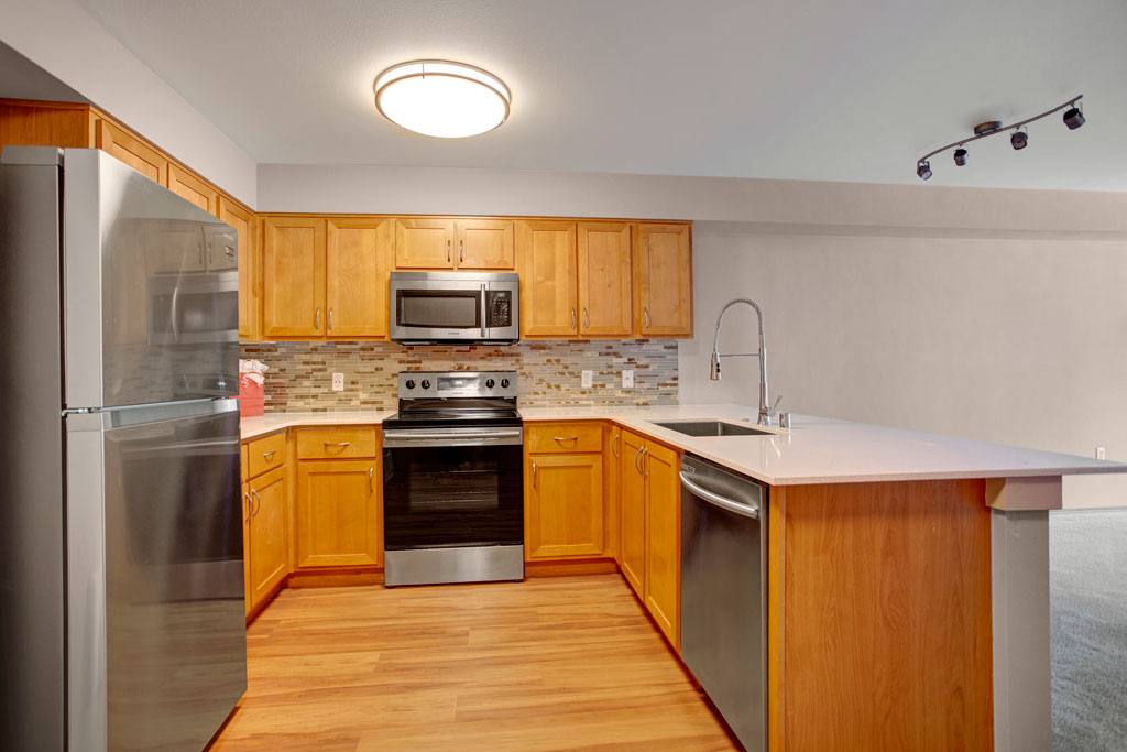 Apartment for rent at Echo Lake, 1150 N 192nd St, Seattle, WA 98133