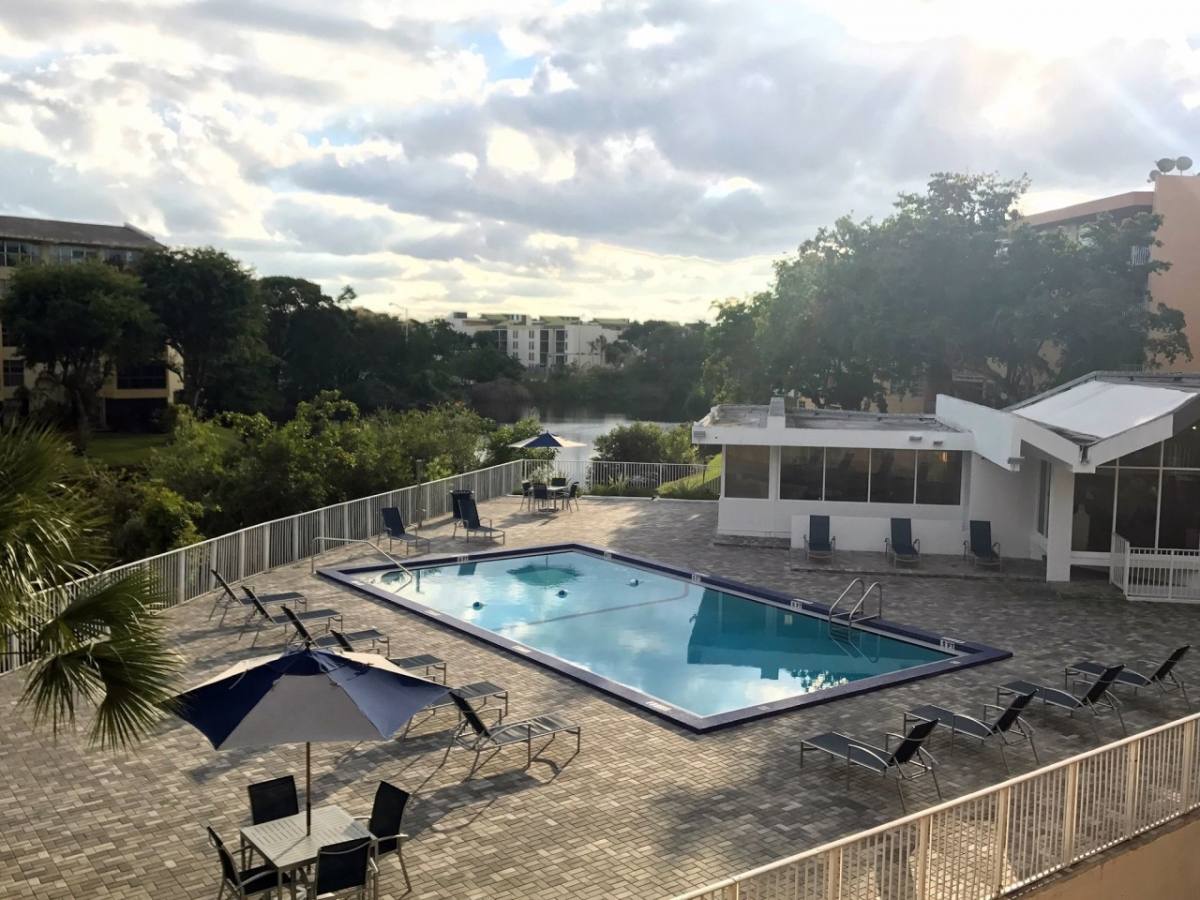 Apartment for rent at Art 88, 8855 Fontainebleau Blvd, Miami, FL 33172