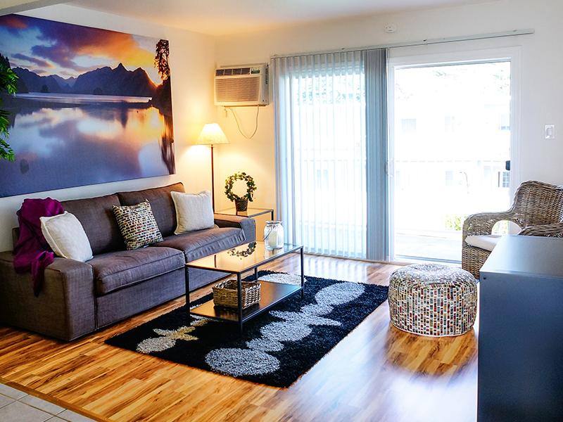 Apartment for rent at Sun Valley Apartment Homes, 1400 Contra Costa Blvd, Pleasant Hill, CA 94523