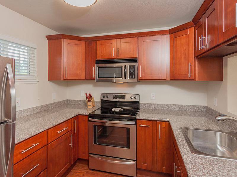 Apartment for rent at Sun Valley Apartment Homes, 1400 Contra Costa Blvd, Pleasant Hill, CA 94523