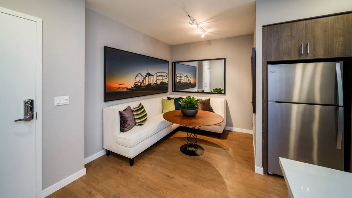 Apartment for rent at 6teneast, 610 E Weddell Dr, Sunnyvale, CA 94089