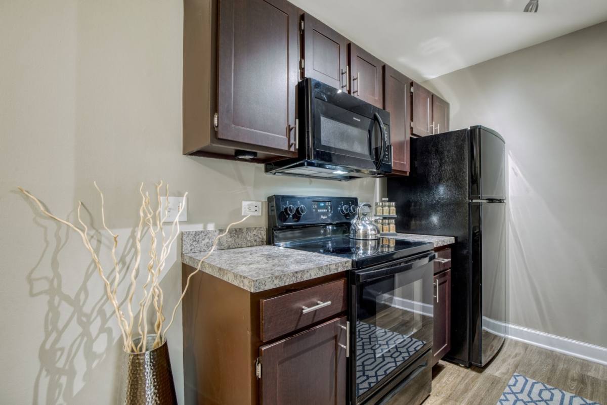 Townhouse for rent at Hawthorn at Oakhurst, 245 N Oakhurst Dr, Aurora, IL 60504