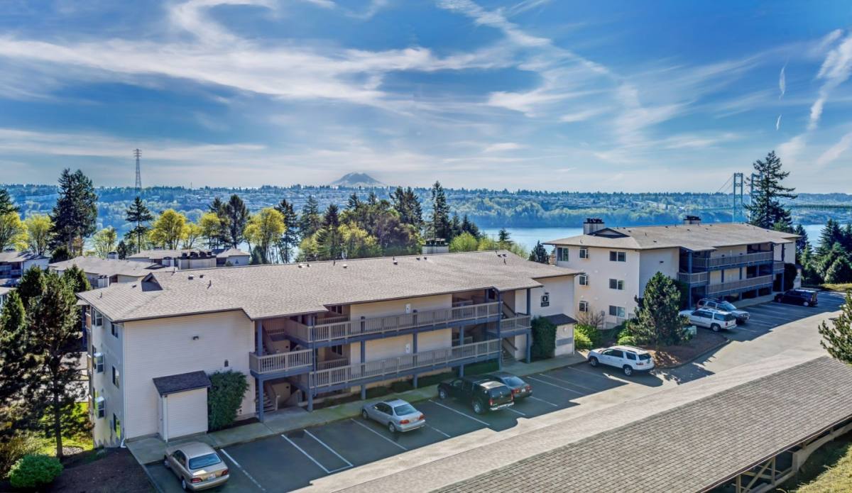 Apartment for rent at Cliffside, 2413 Cliffside Lane NW, Gig Harbor, WA 98335